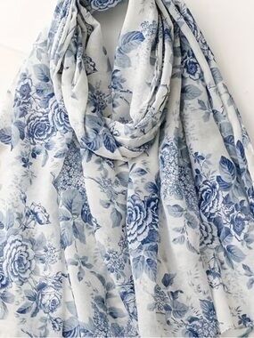 Blue Floral Lightweight Women's Scarf NEW